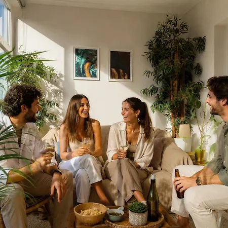 Apartment Refugio Historico E Elegante- A Curta Distancia Do Castelo, Praias E Lisboa *